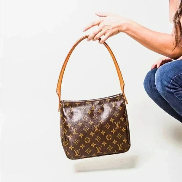 Louis Vuitton Handbags - Authentic Louis Vuitton Looping MM Monogram Shoulder Bag